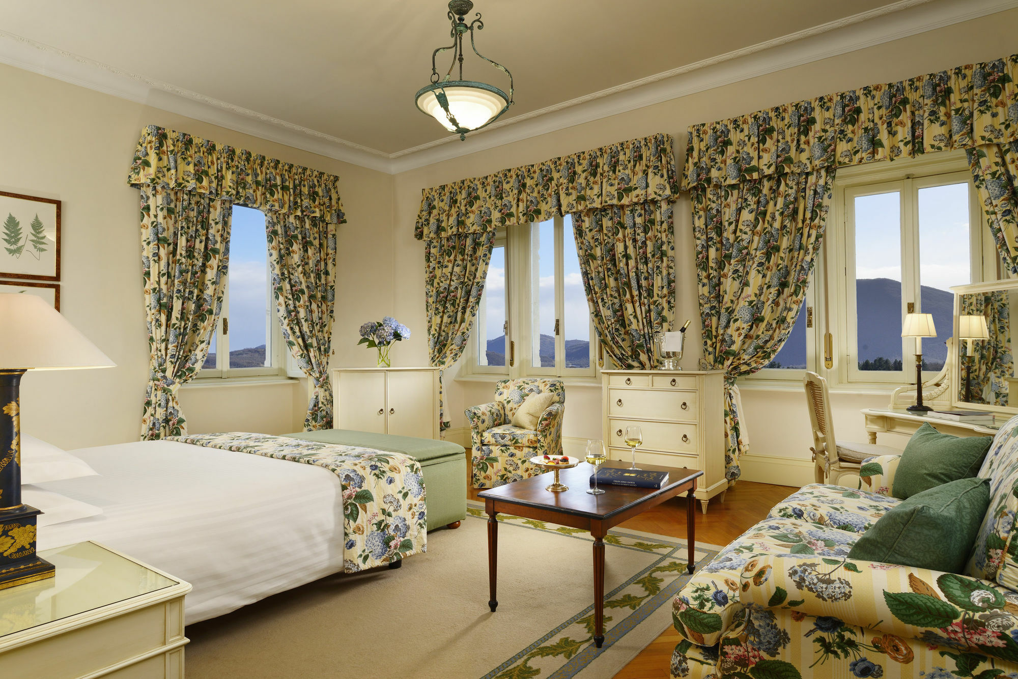 Grand Hotel Palazzo Della Fonte Фиуджи Екстериор снимка